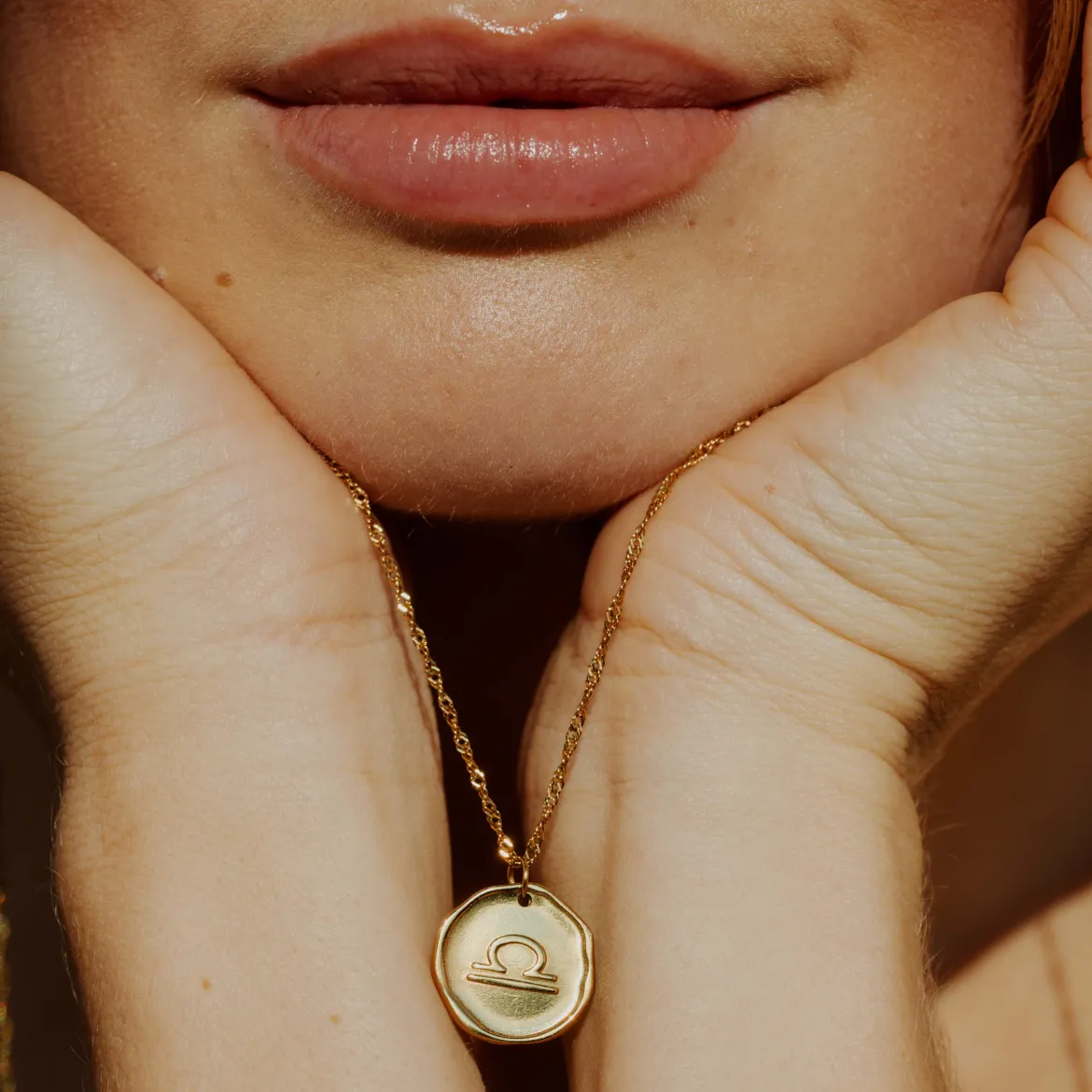 Zodiac Necklace – Libra / Waage Gold